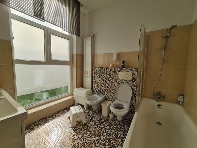 Tartasesti, Private Estate langa Bucuresti, vila, piscina & sport court