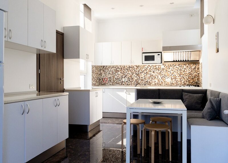 Tartasesti, Private Estate langa Bucuresti, vila, piscina & sport court